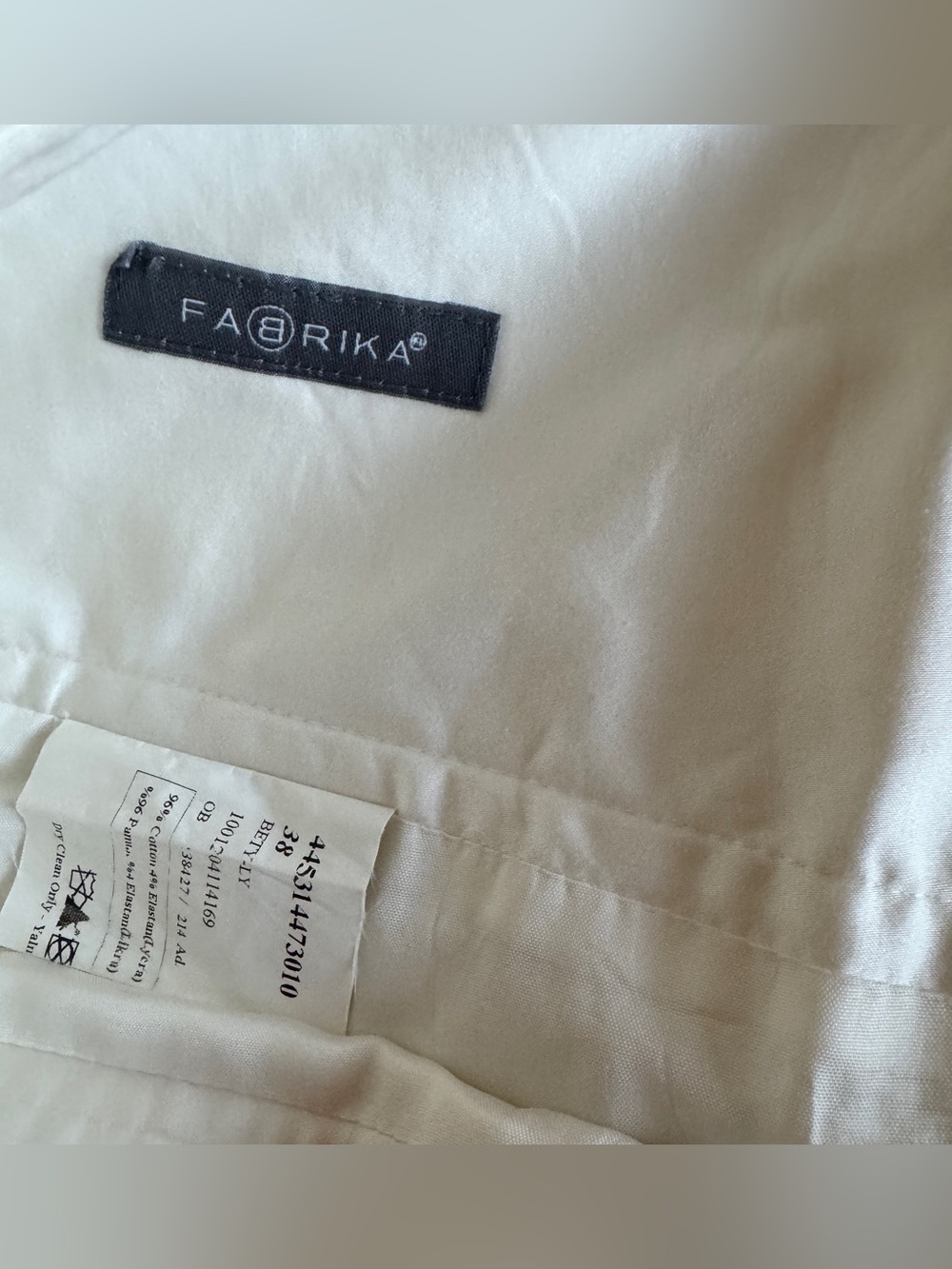FABRIKA Ivory White Co-ord Set / Two-Piece Skirt Set with Cropped Jacket - Picture 10 of 15